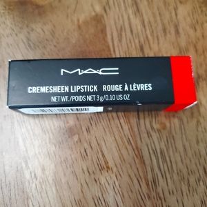 Mac cremesheen lipstick red